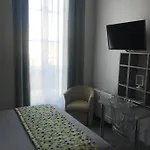Lejlighedshotel Smart Republique 3*