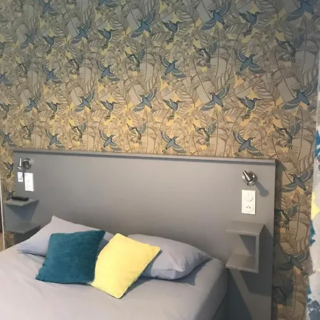 Apart-hotel Smart Republique 3*