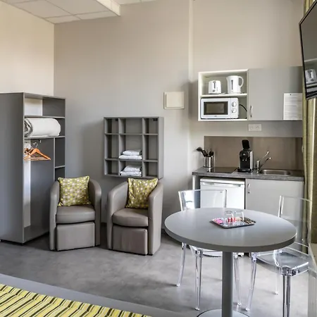 Smart Republique 3* Caen