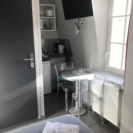 Hotel apartamentowy Smart Republique Caen