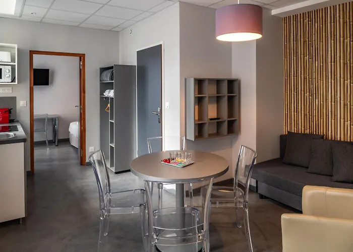 Smart Republique Apart Otel 3*