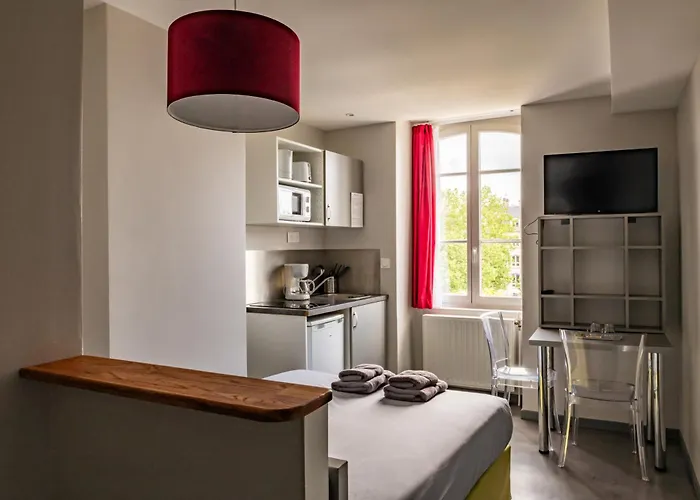 Апарт-готель Smart Republique 3*