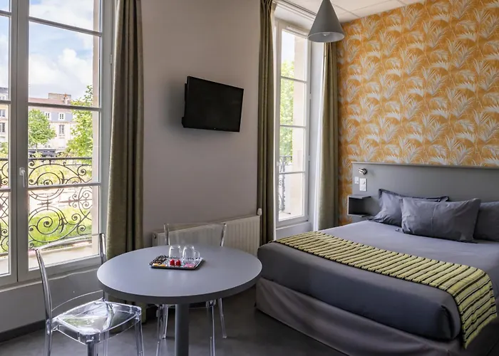 Smart Republique Apart Otel 3*